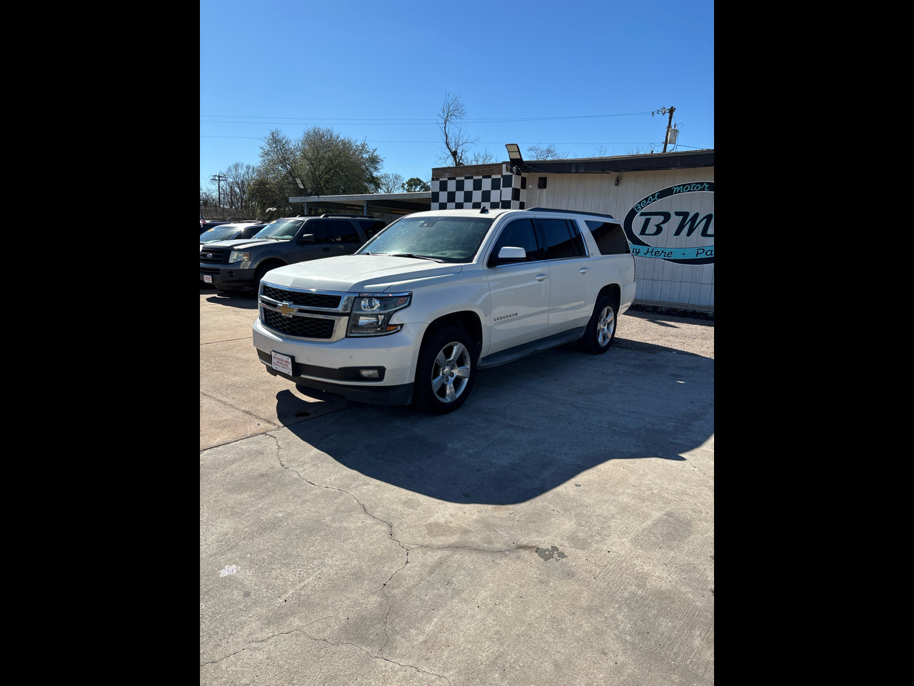 2015 Chevrolet Suburban LT 1500 2WD