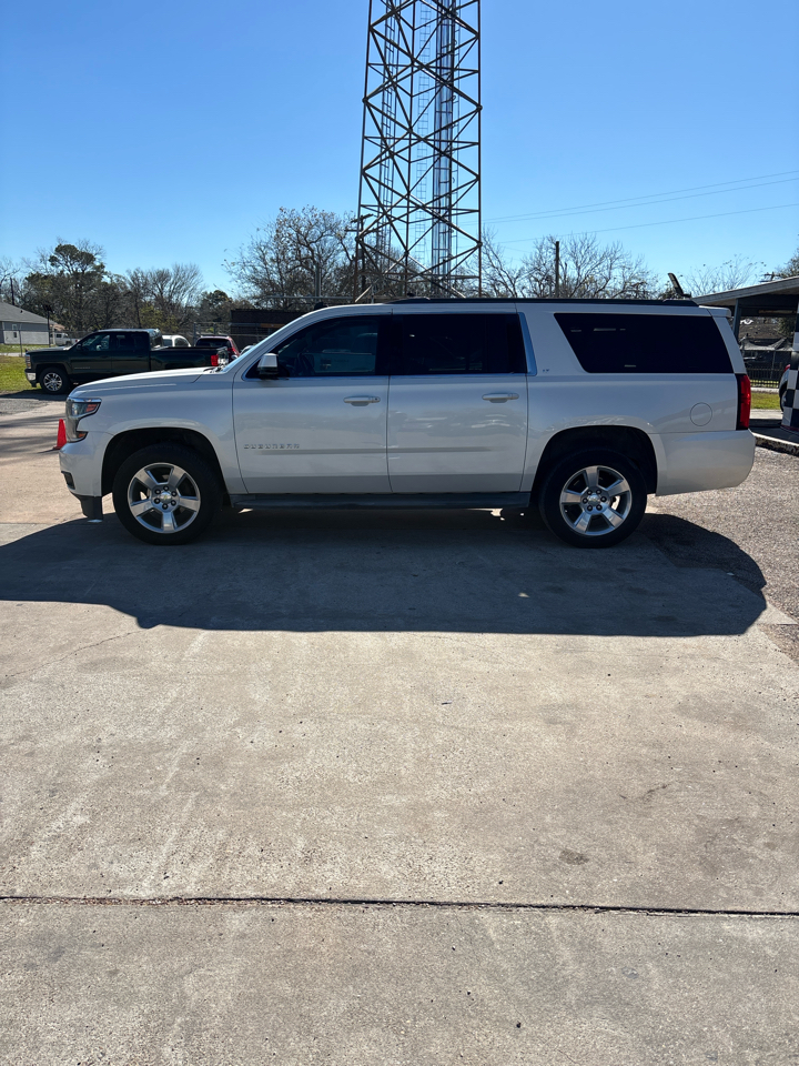 Chevrolet Suburban LT 1500 2WD 2015