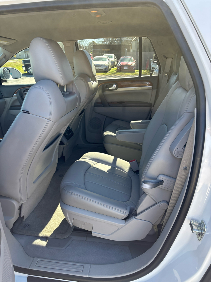 Buick Enclave Leather FWD 2012