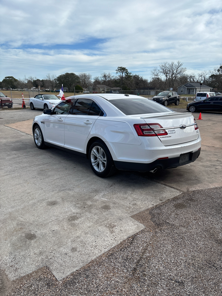Ford Taurus SEL FWD 2015