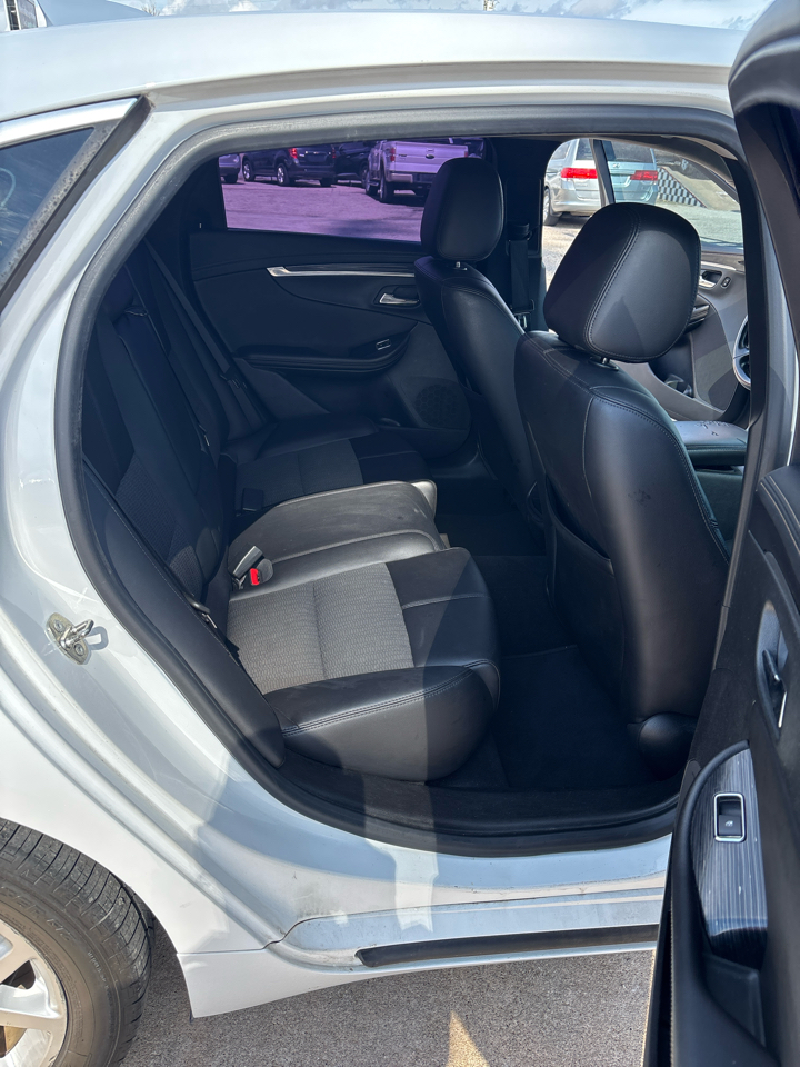 Chevrolet Impala LT 2018