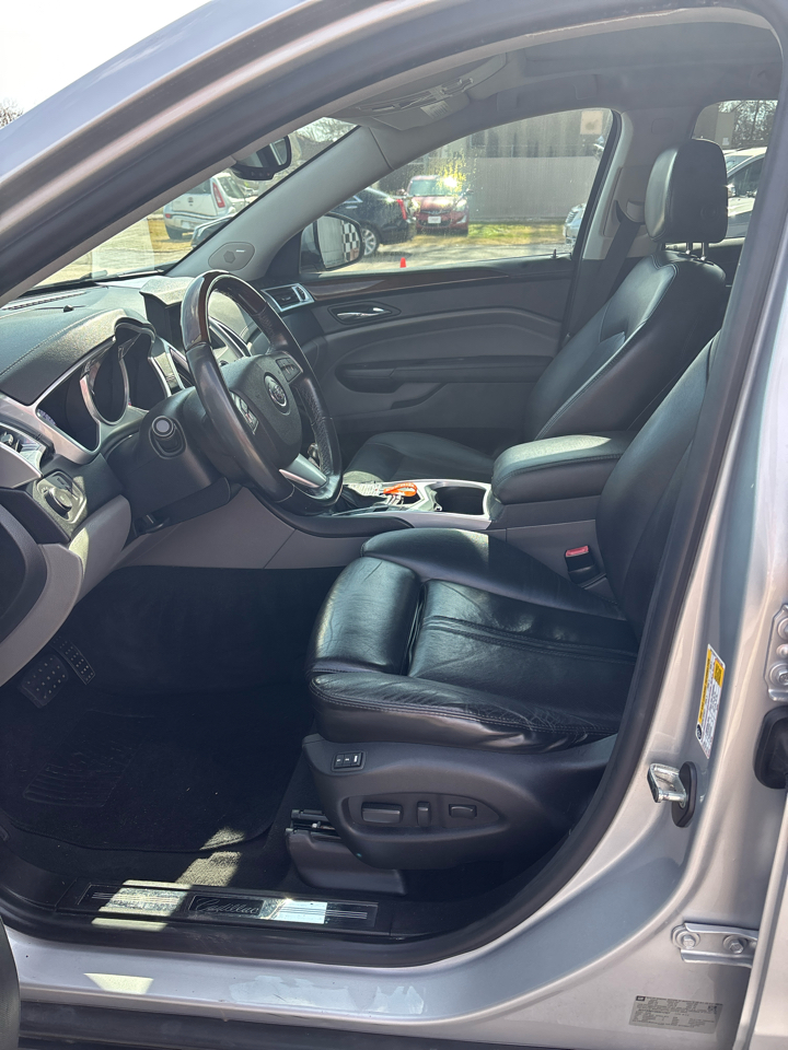 Cadillac SRX Performance Collection 2011