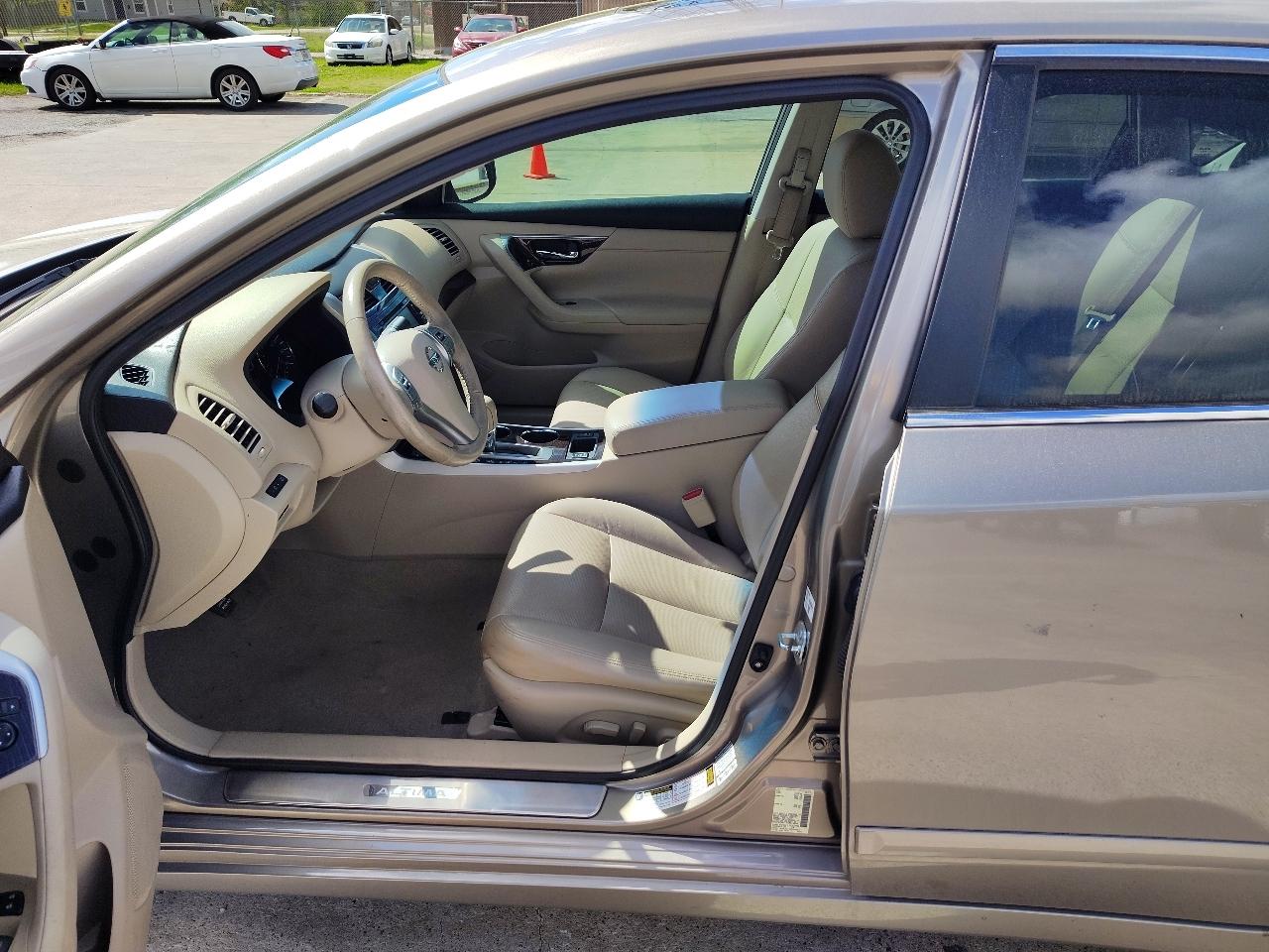 Nissan Altima 2.5 2014