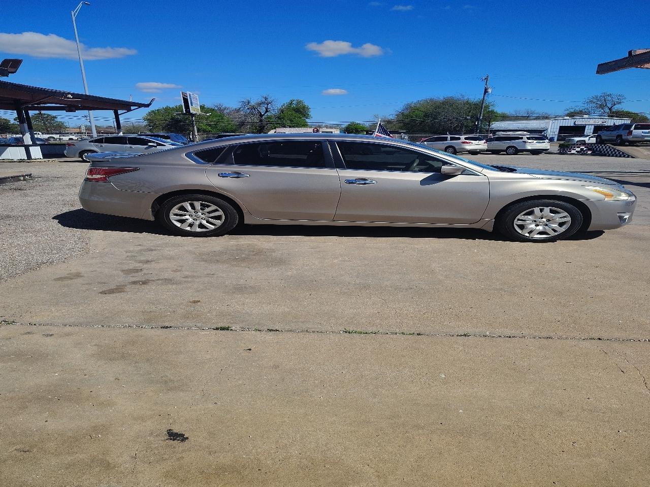 Nissan Altima 2.5 2014