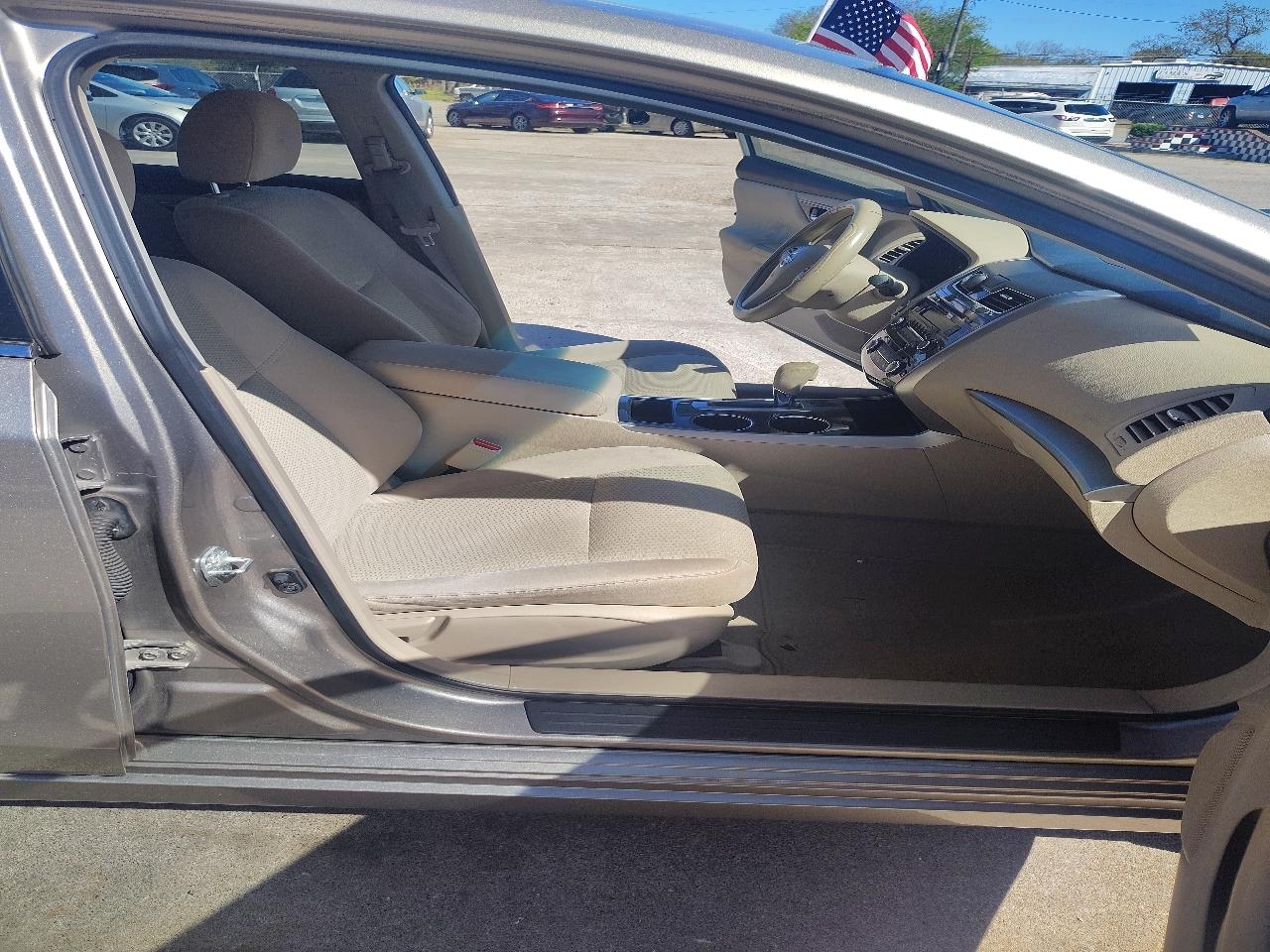 Nissan Altima 2.5 2014