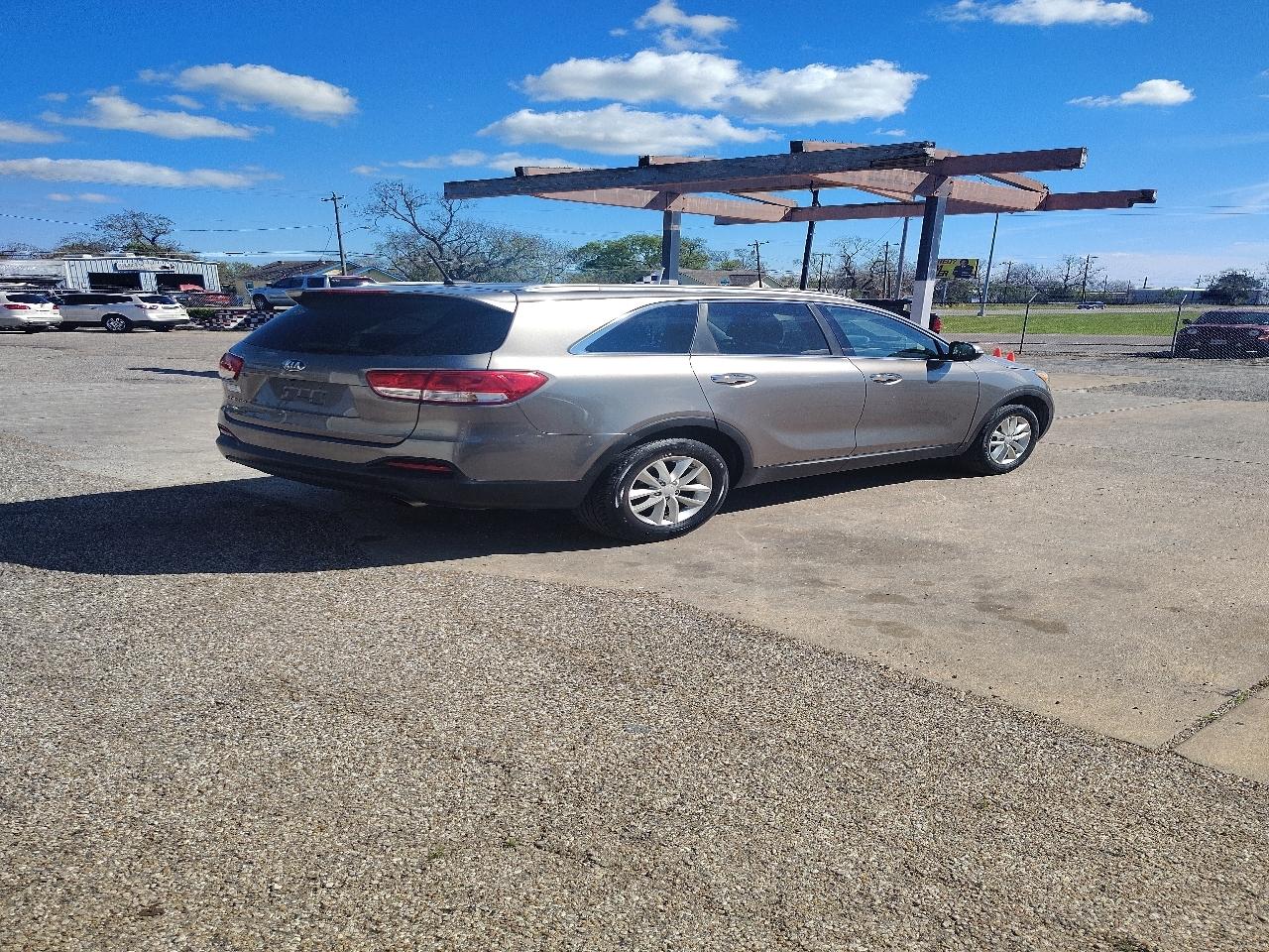 Kia Sorento LX 2WD 2017