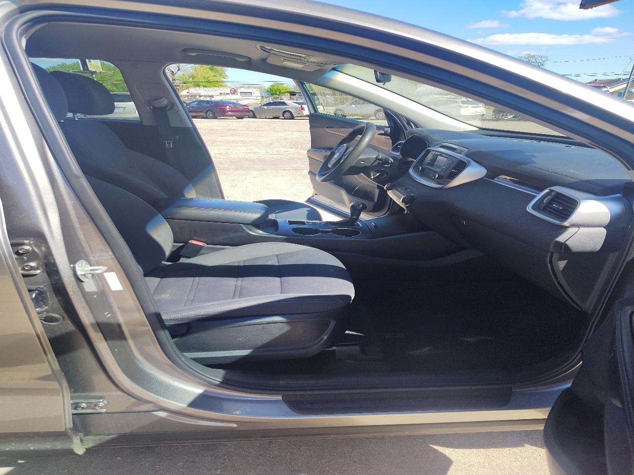 Kia Sorento LX 2WD 2017