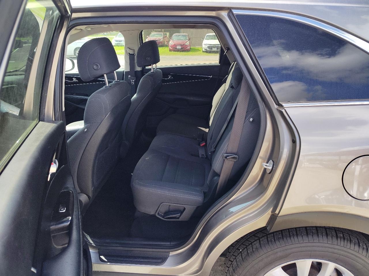 Kia Sorento LX 2WD 2017