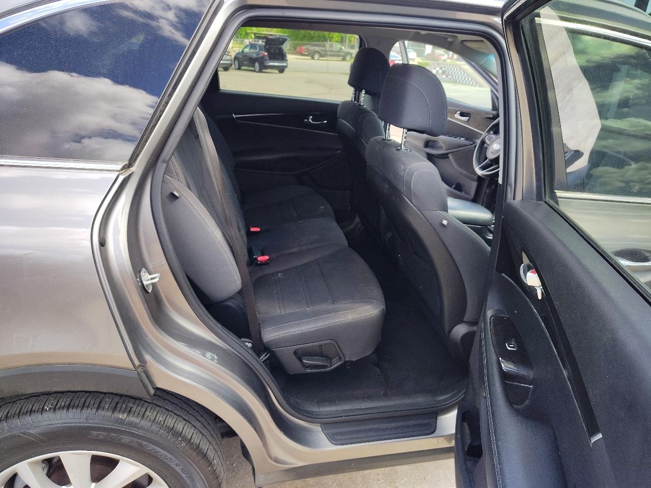 Kia Sorento LX 2WD 2017