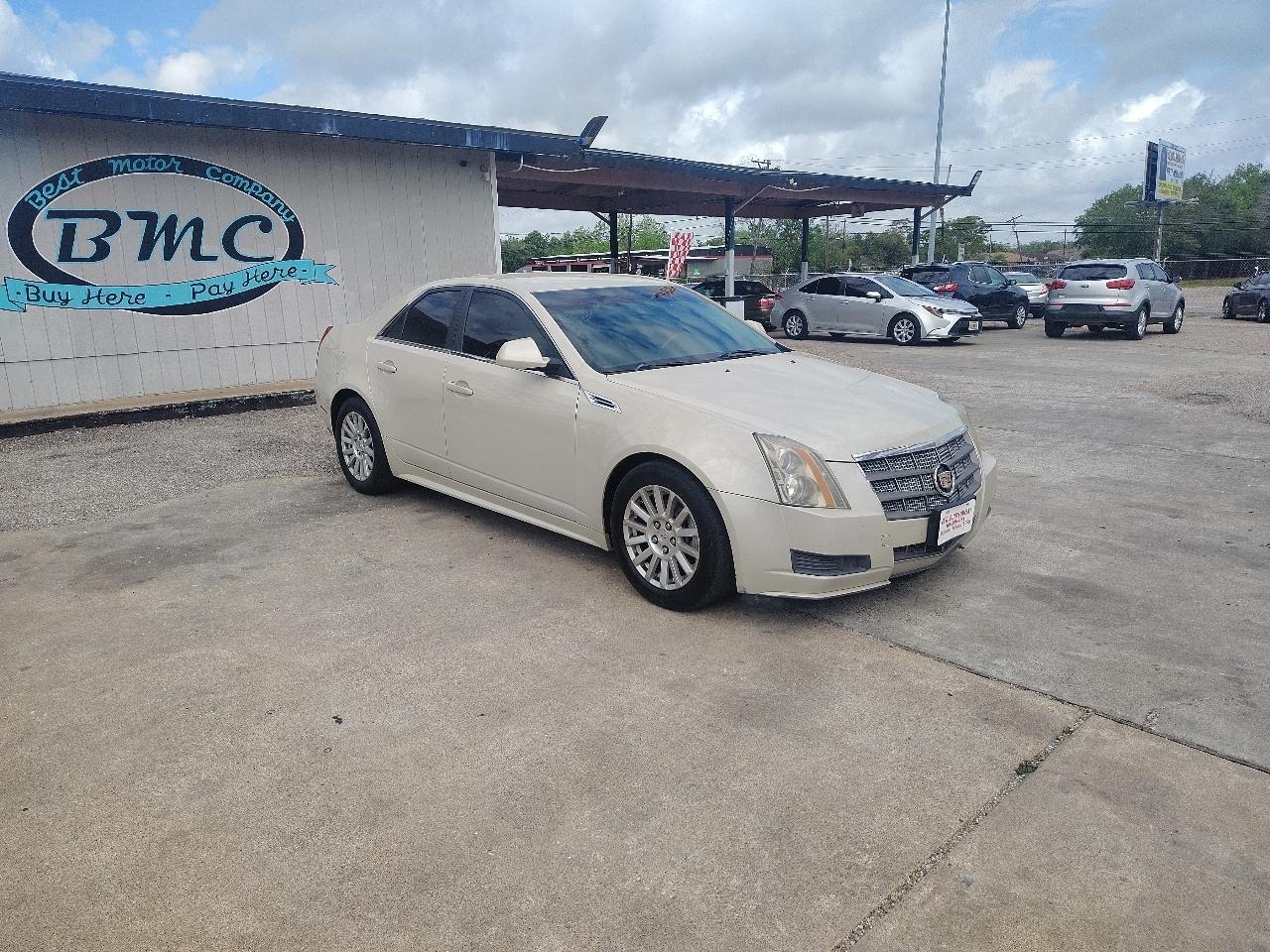 Cadillac CTS 3.0L Luxury AWD 2010