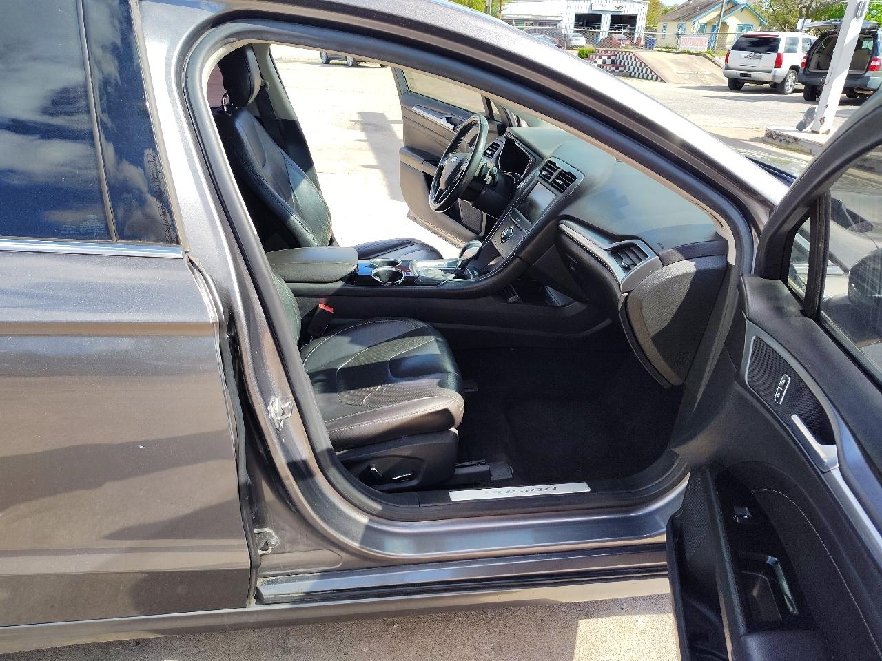 Ford Fusion Titanium 2013