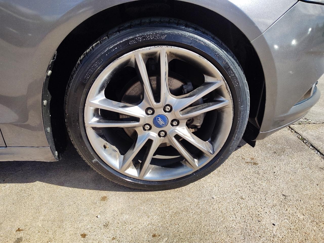 Ford Fusion Titanium 2013