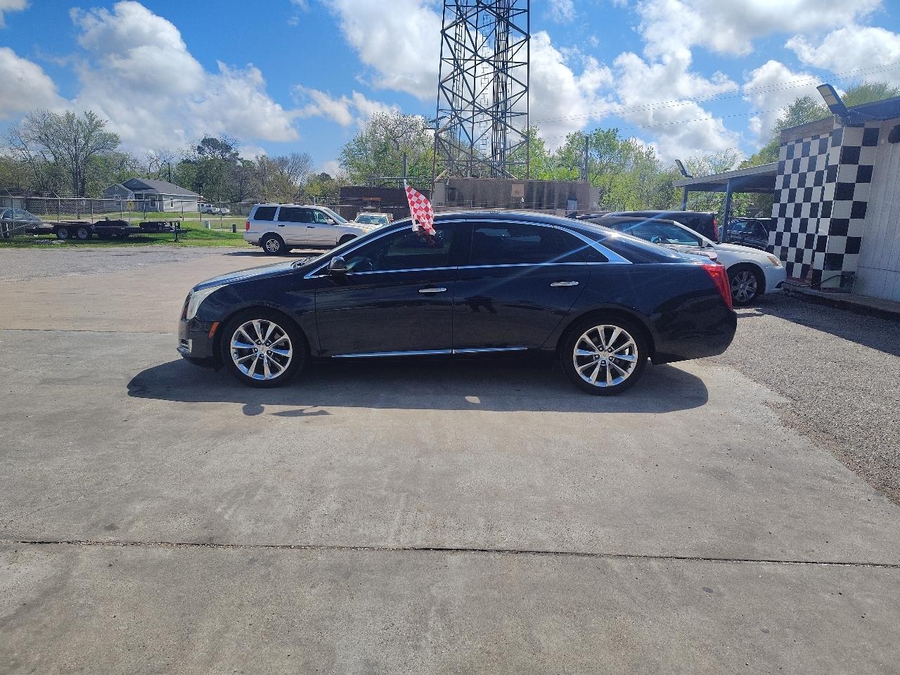 Cadillac XTS Premium 2013