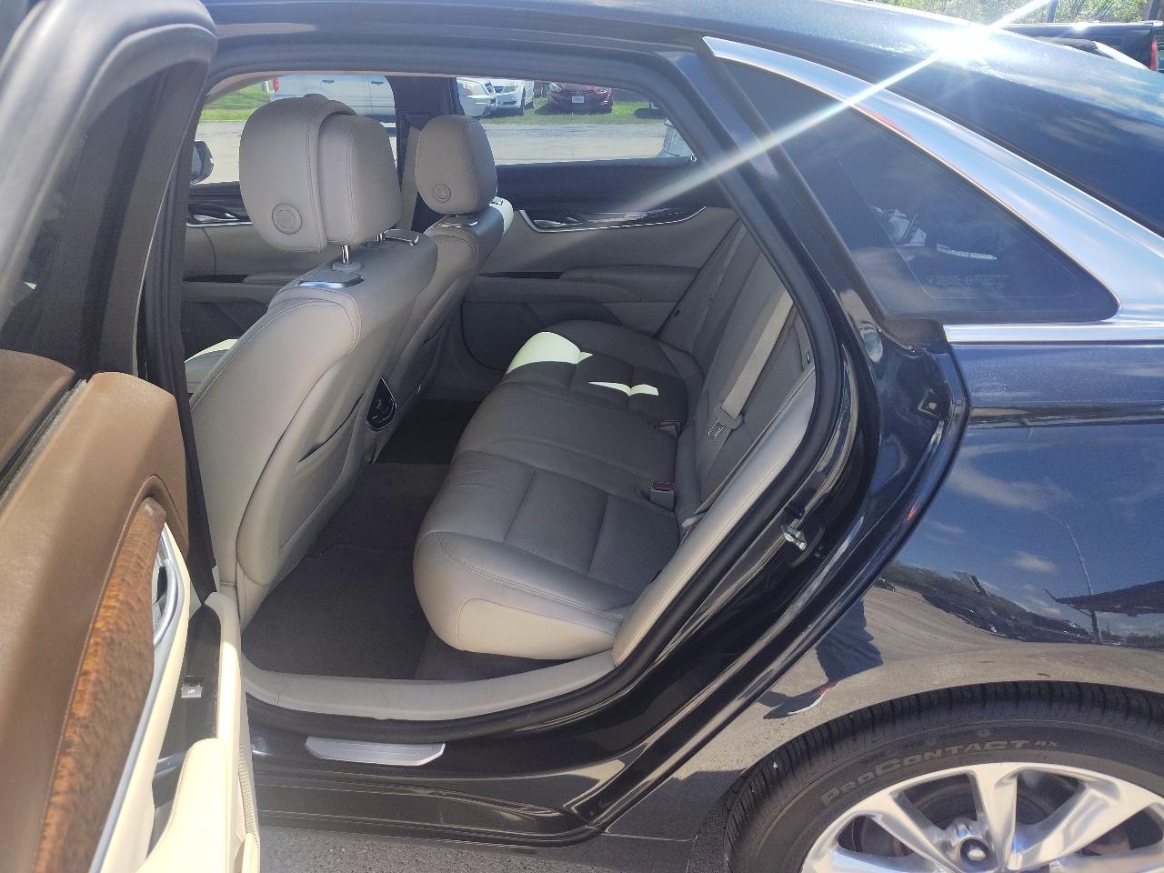 Cadillac XTS Premium 2013