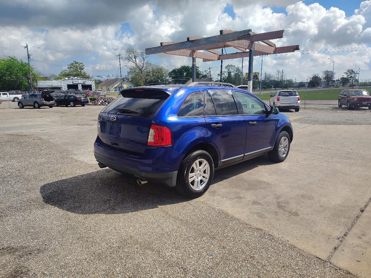 Ford Edge SE FWD 2013