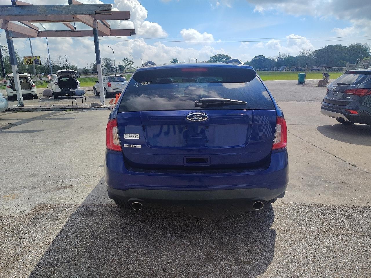 Ford Edge SE FWD 2013