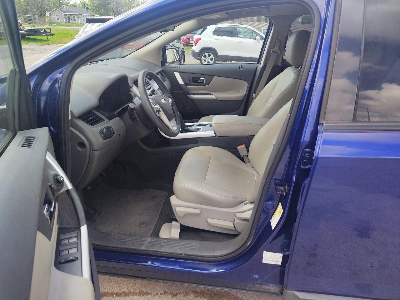 Ford Edge SE FWD 2013