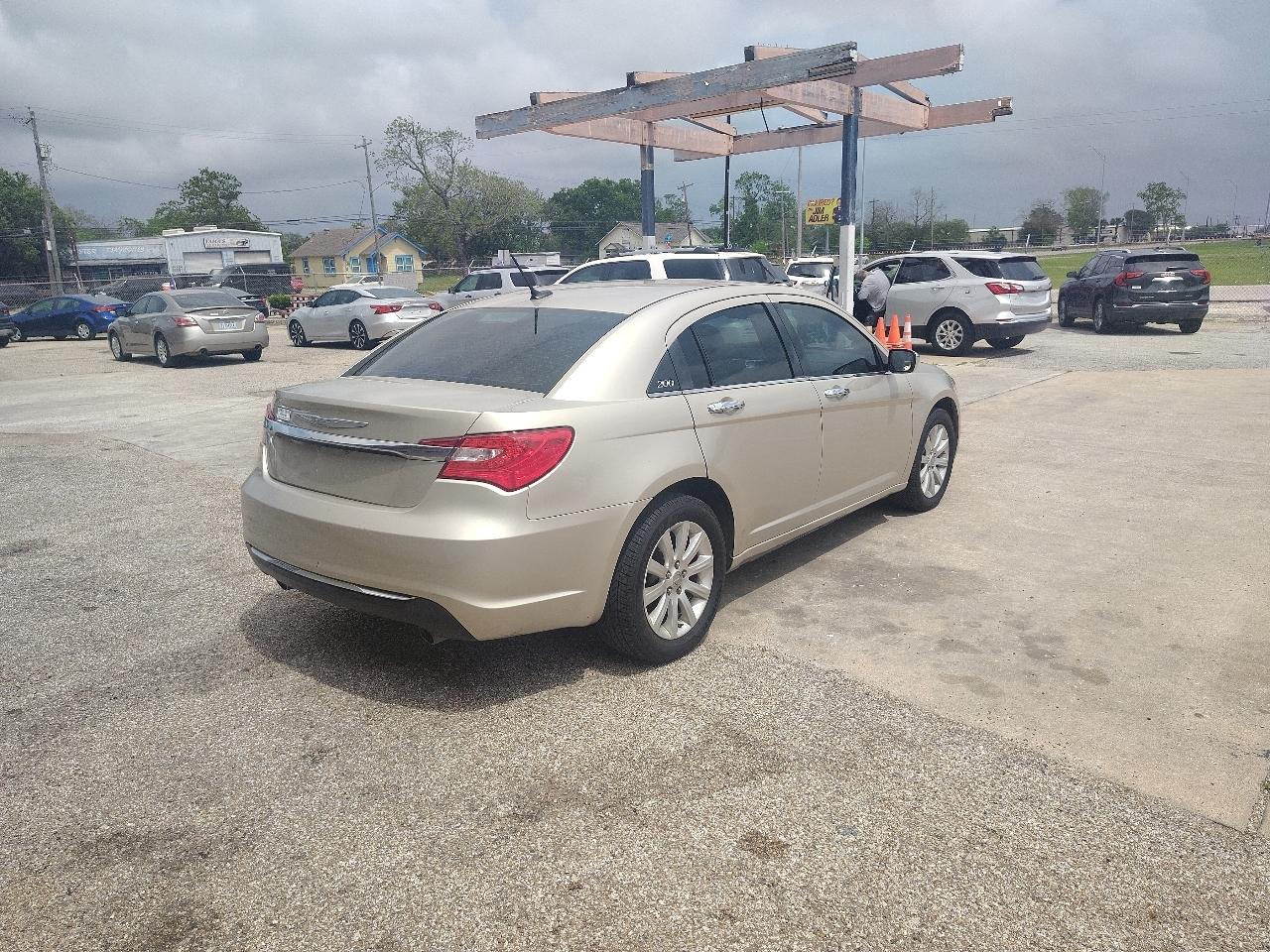 Chrysler 200 Limited 2014