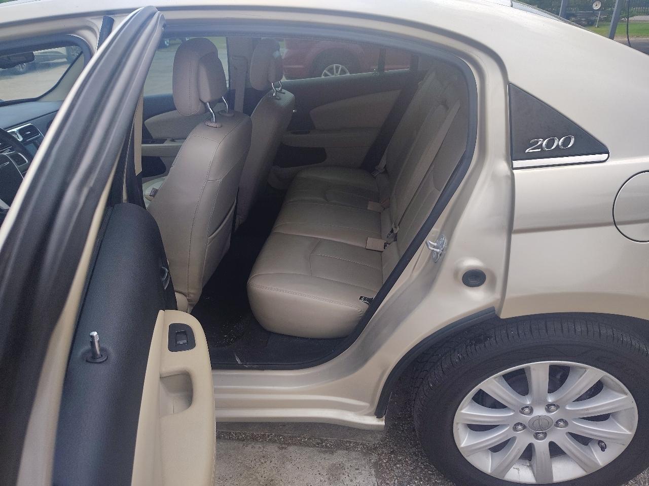 Chrysler 200 Limited 2014