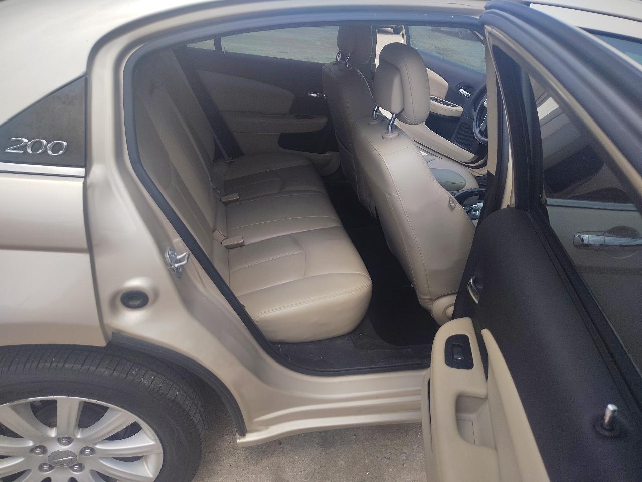 Chrysler 200 Limited 2014