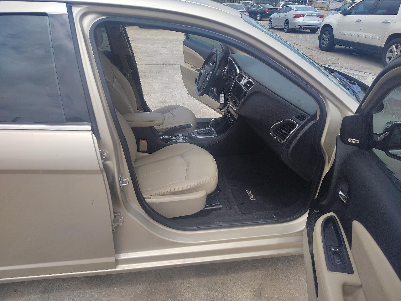 Chrysler 200 Limited 2014