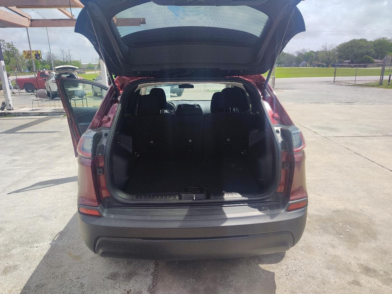 Jeep Cherokee Latitude FWD 2020