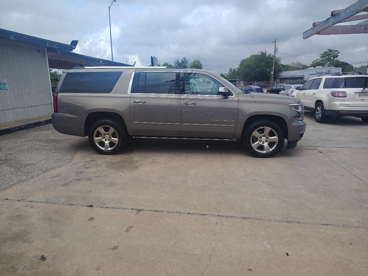 Chevrolet Suburban Premier 2WD 2017