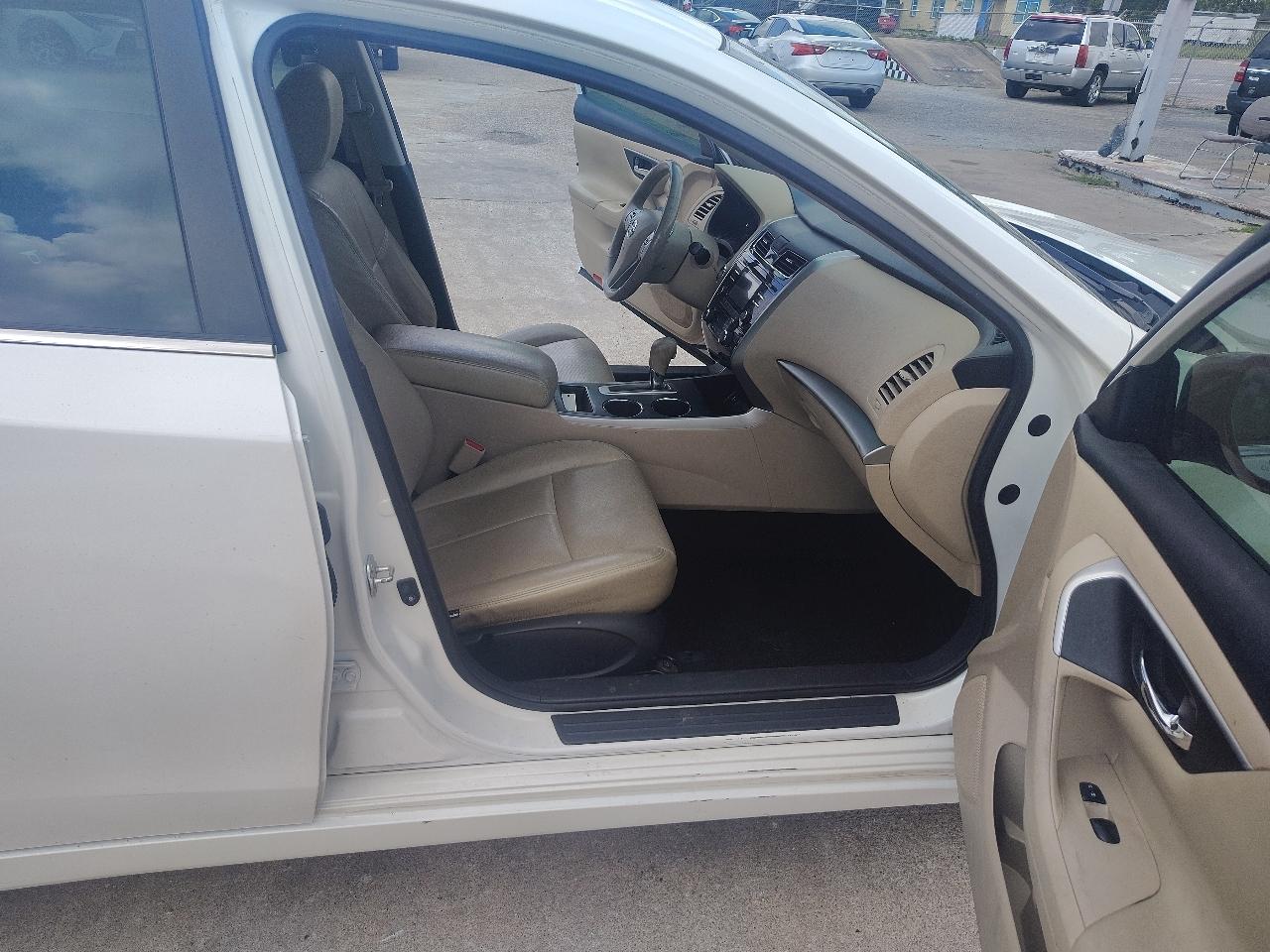 Nissan Altima 2.5 2015