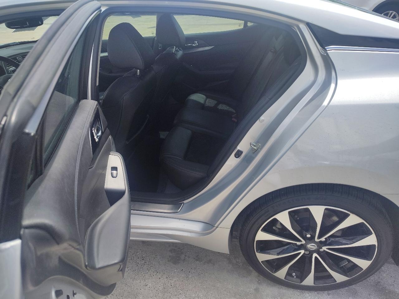 Nissan Maxima 3.5 S 2017