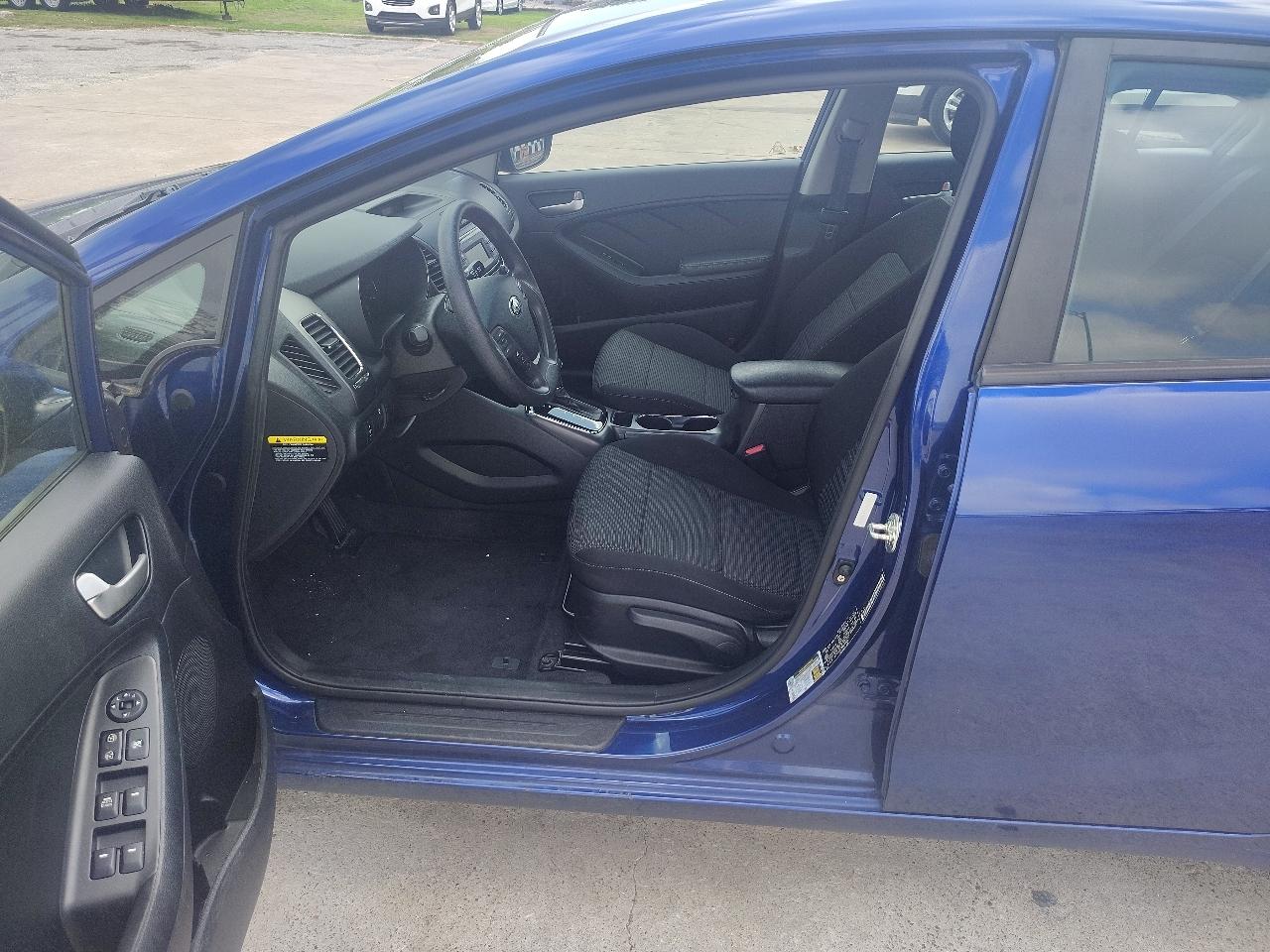 Kia Forte LX 6A 2017