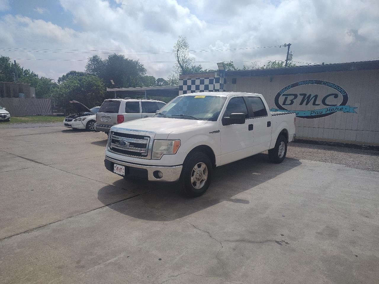 Ford F-150 XL SuperCrew 5.5-ft. Bed 2WD 2014