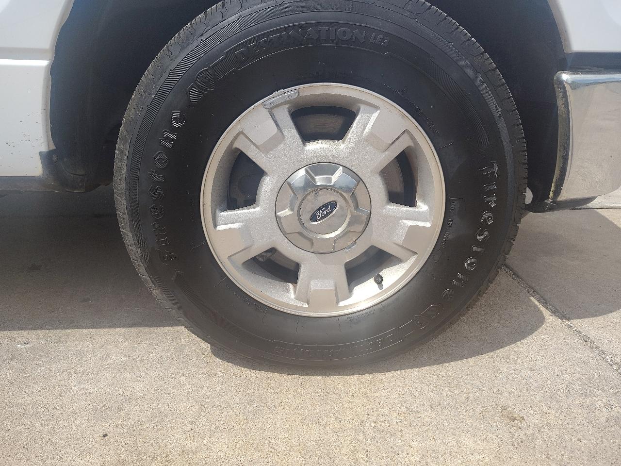 Ford F-150 XL SuperCrew 5.5-ft. Bed 2WD 2014