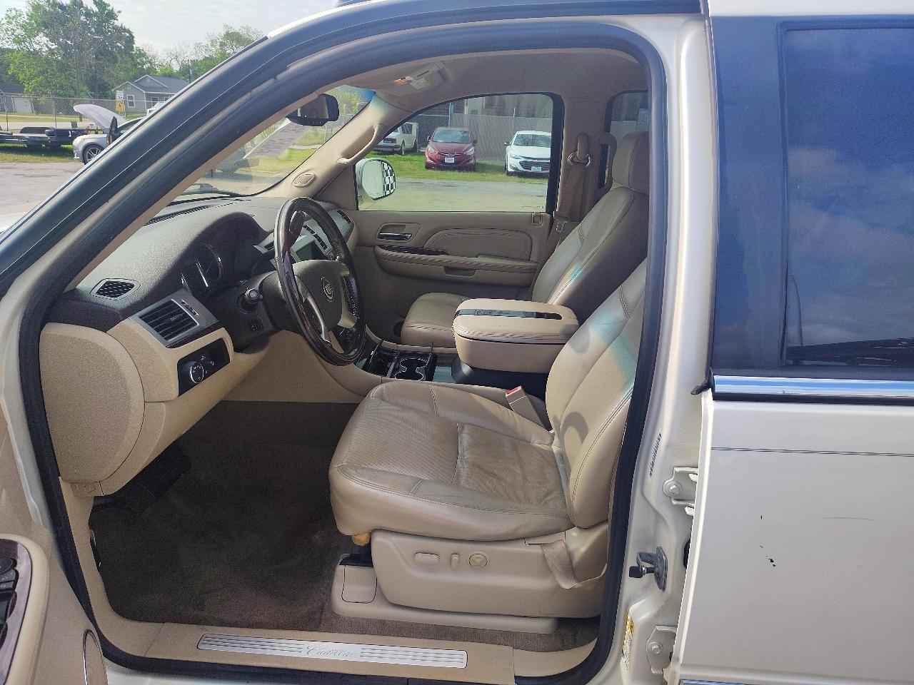 Cadillac Escalade 2WD 2009