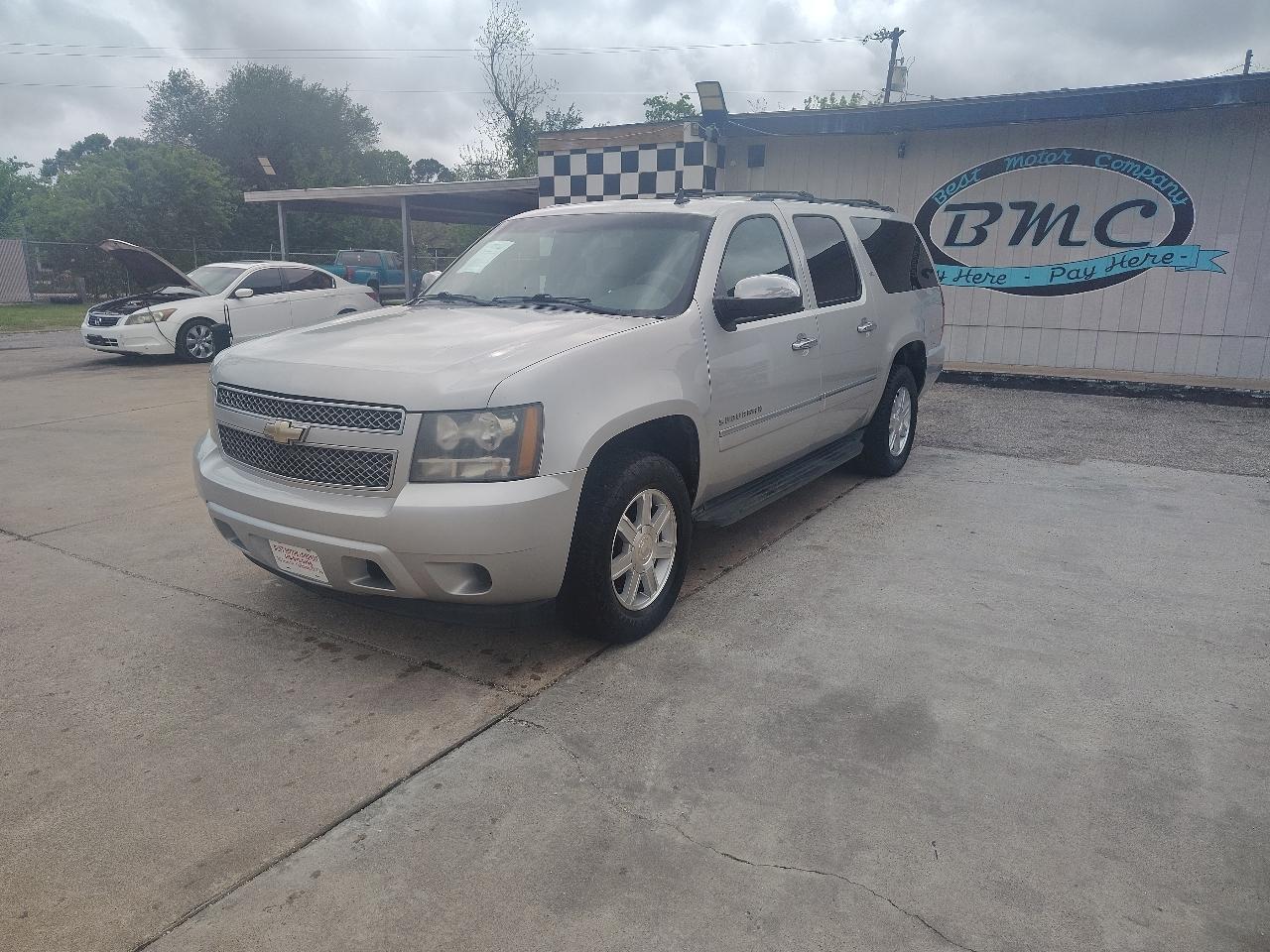 Chevrolet Suburban LTZ 1500 2WD 2011