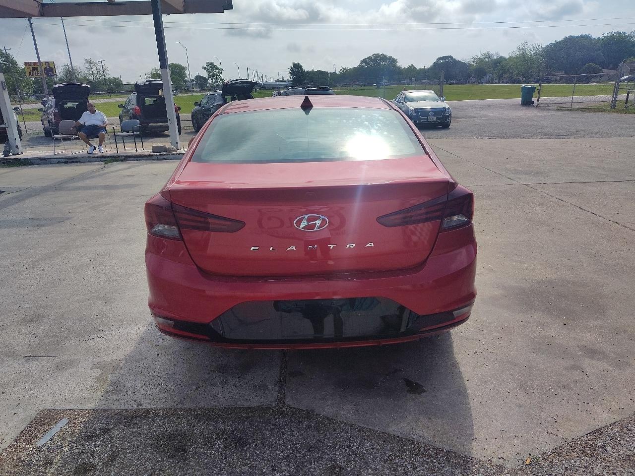 Hyundai Elantra Limited 2020