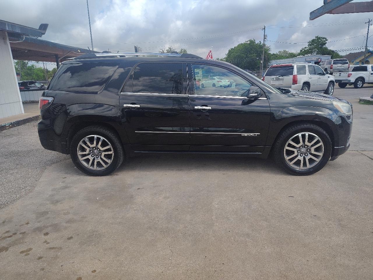 GMC Acadia Denali AWD 2013