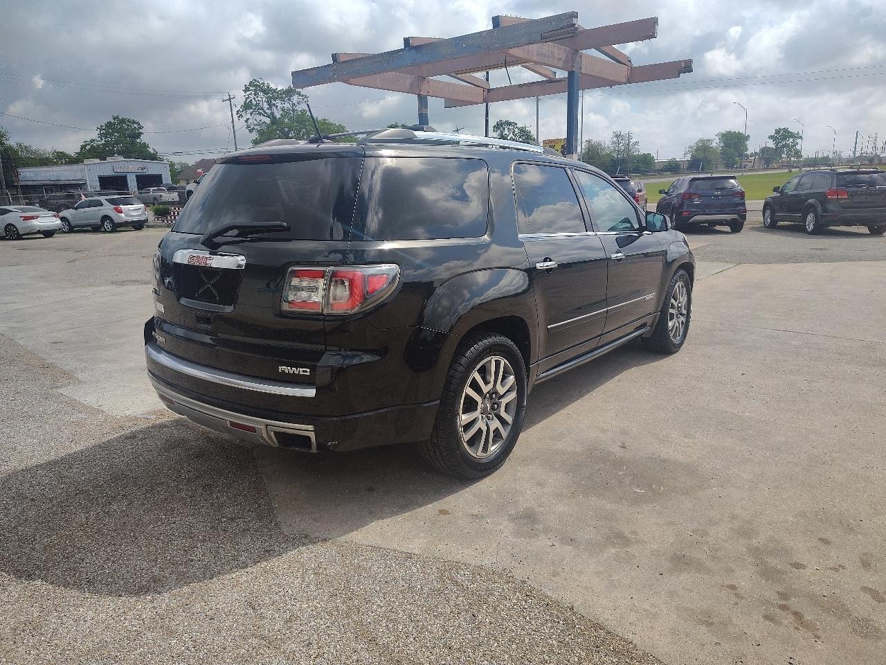 GMC Acadia Denali AWD 2013