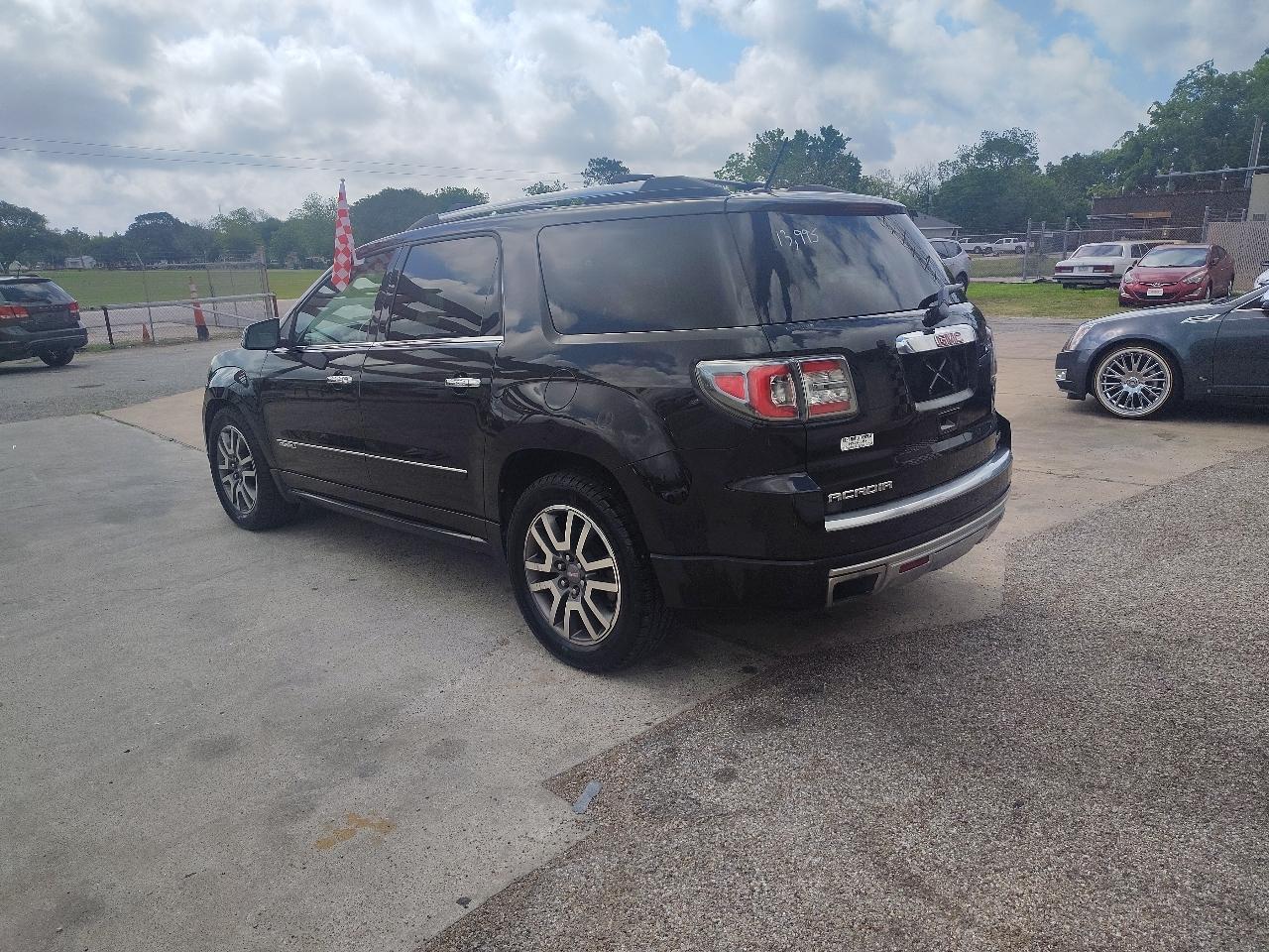 GMC Acadia Denali AWD 2013