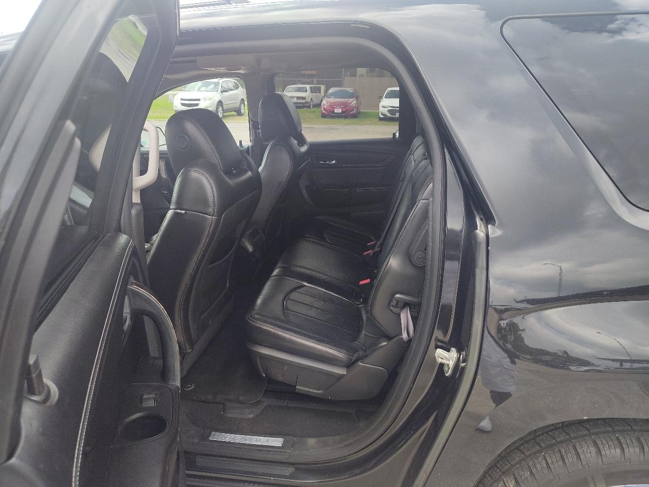 GMC Acadia Denali AWD 2013