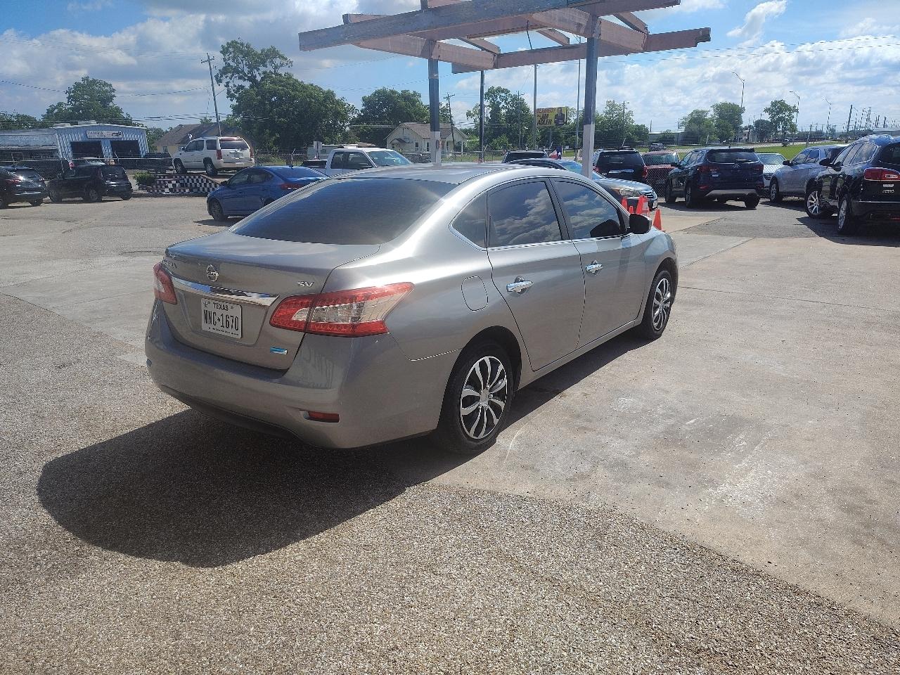 Nissan Sentra  2014