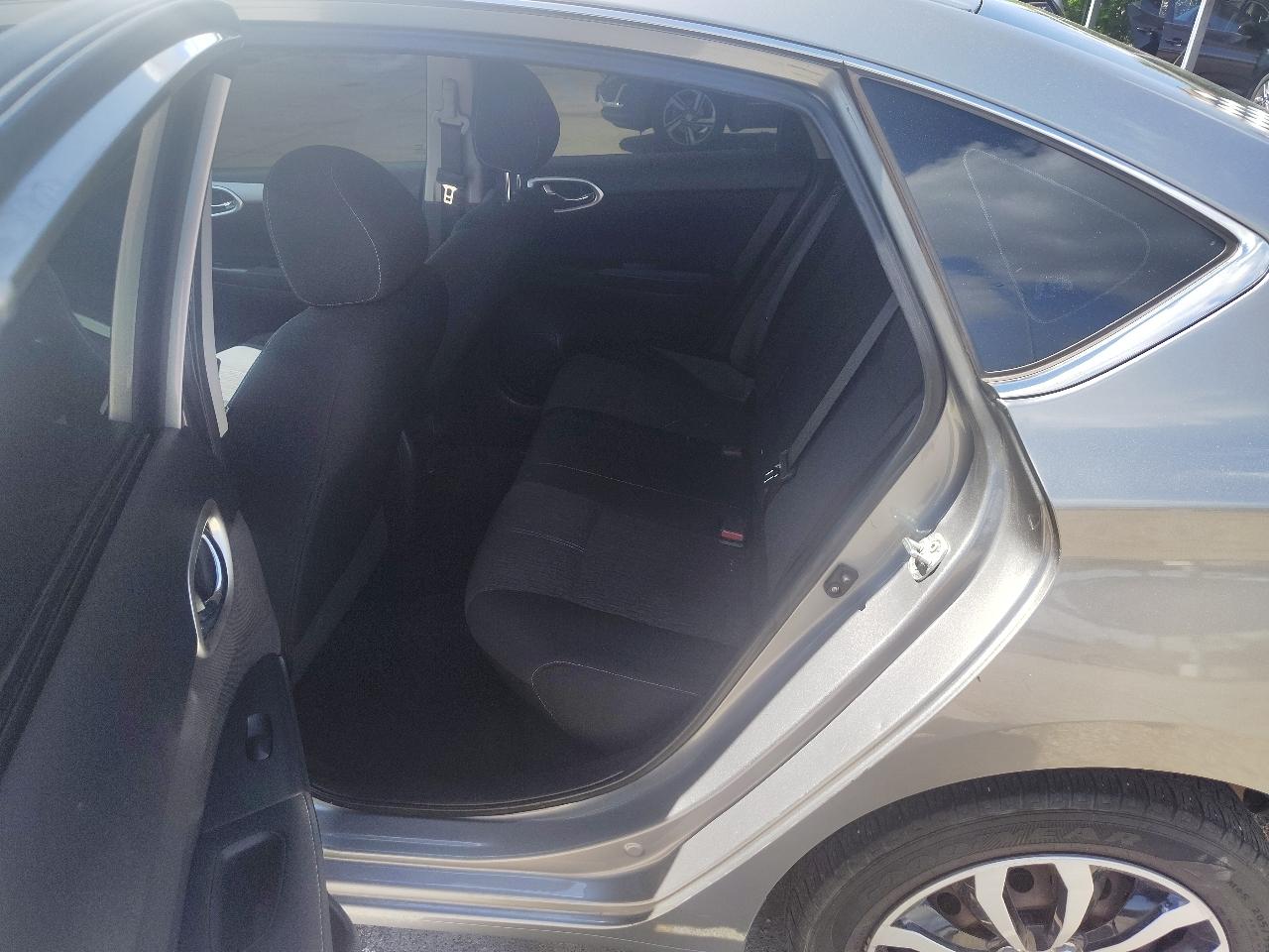 Nissan Sentra  2014