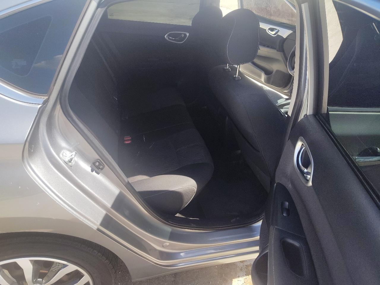 Nissan Sentra  2014