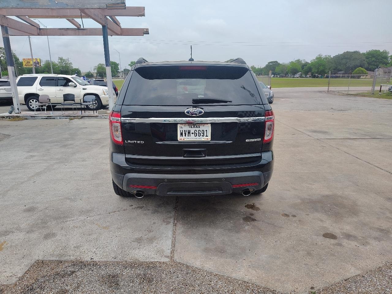 Ford Explorer Limited FWD 2014