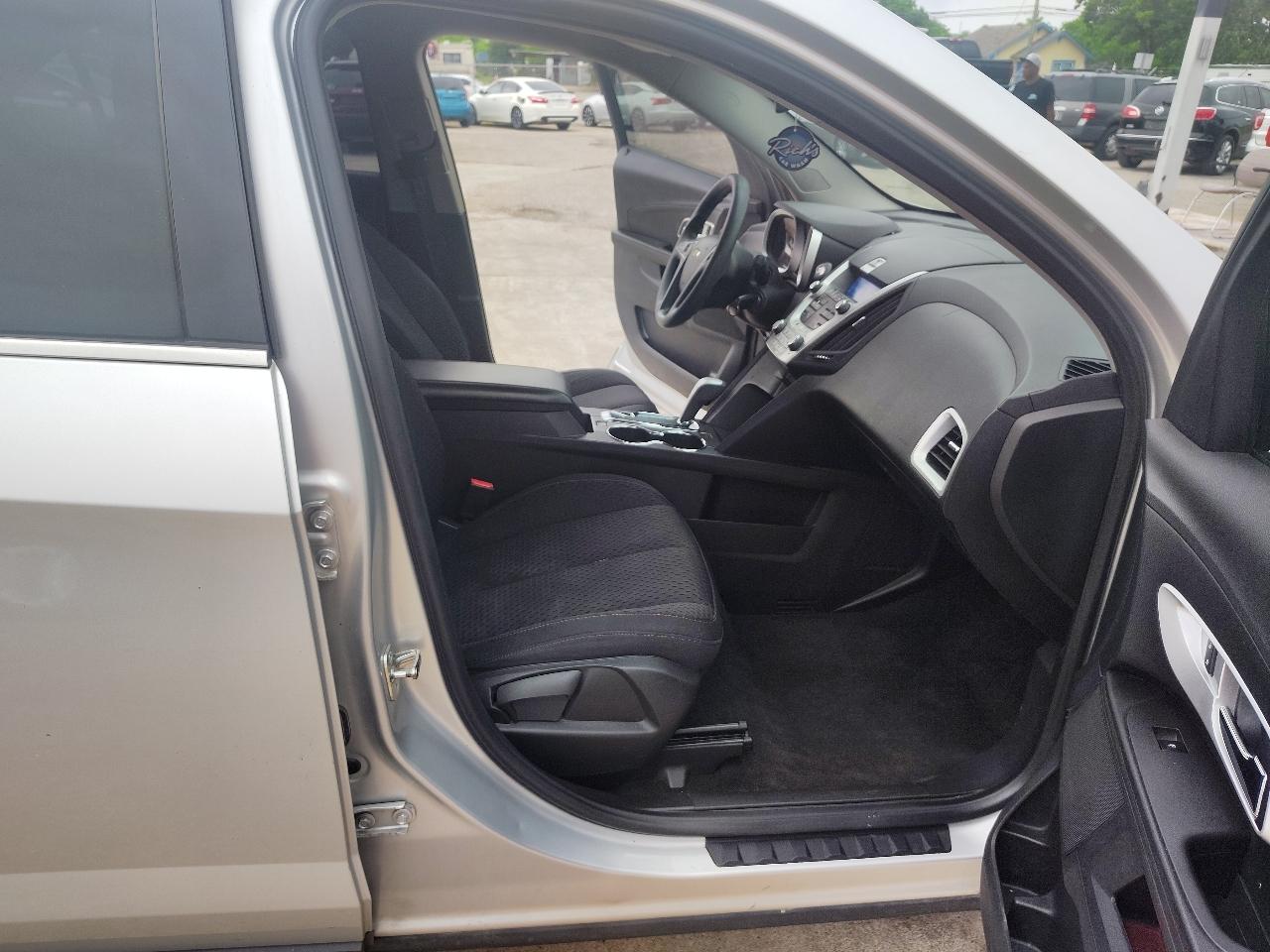 Chevrolet Equinox LS 2WD 2014