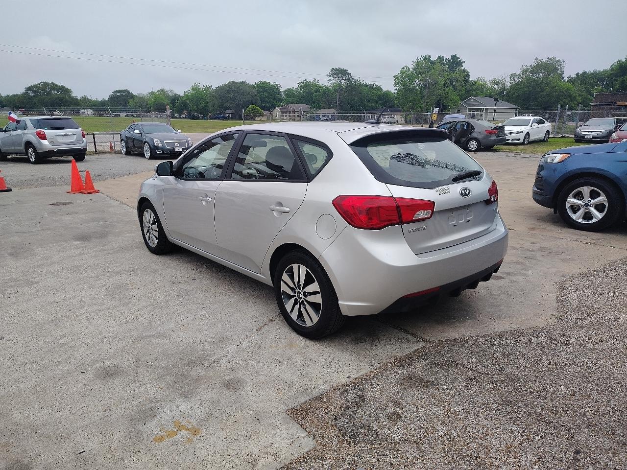 Kia Forte 5-Door EX 2013