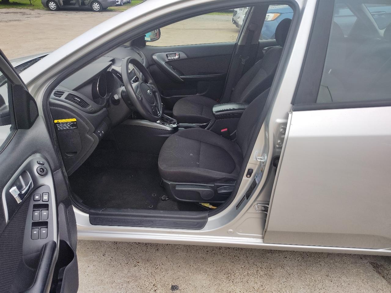 Kia Forte 5-Door EX 2013