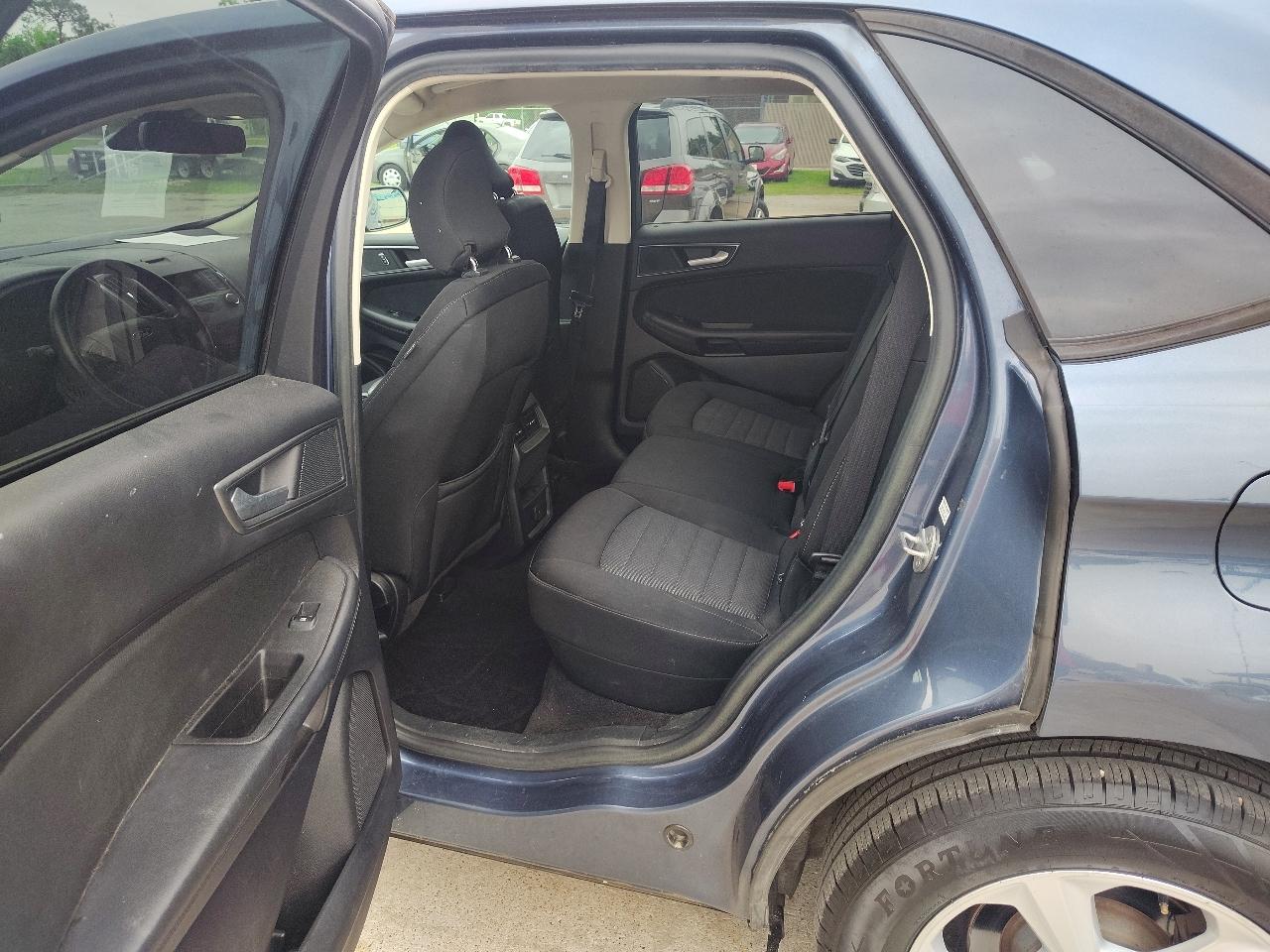 Ford Edge SE FWD 2019