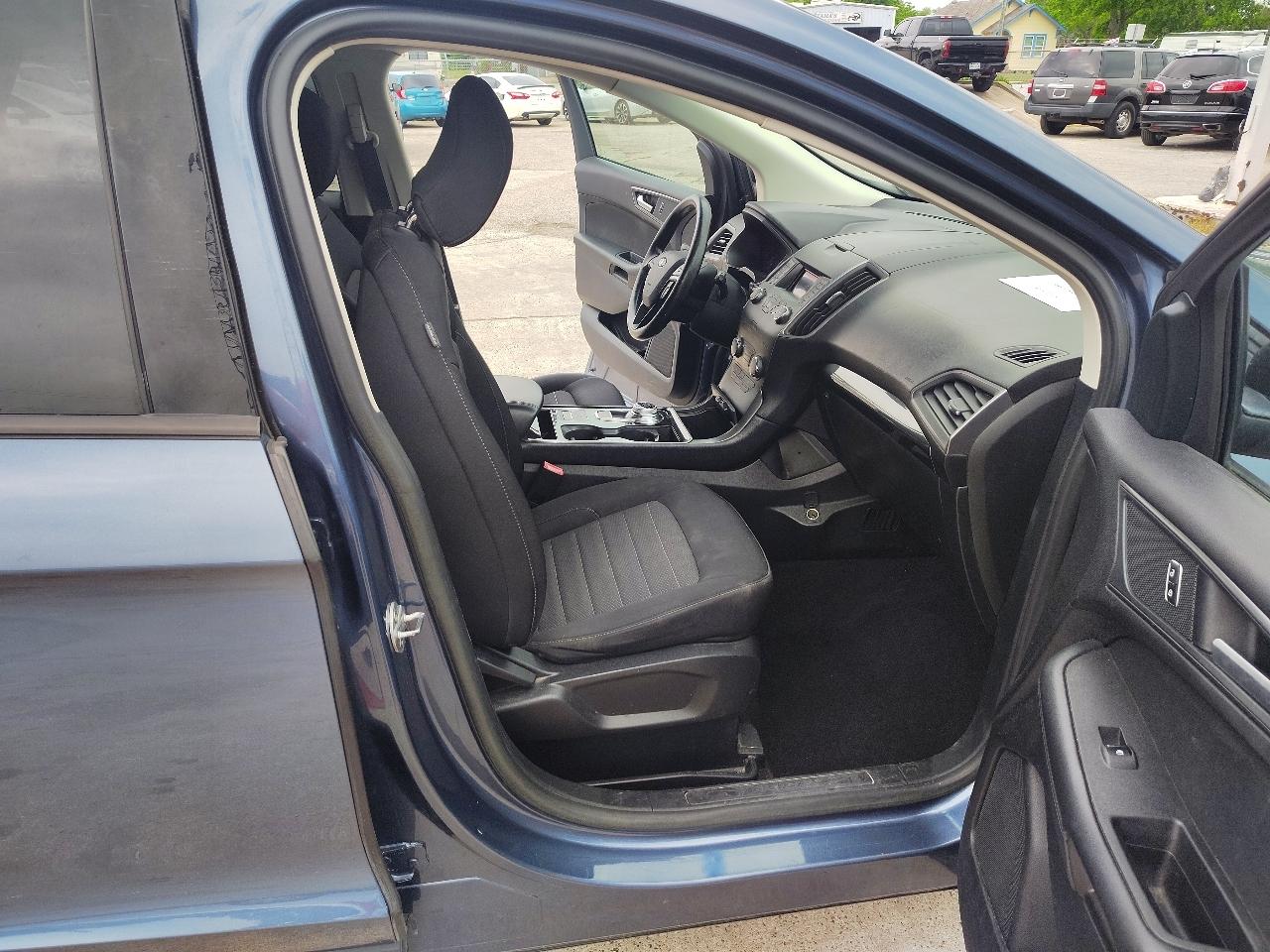 Ford Edge SE FWD 2019