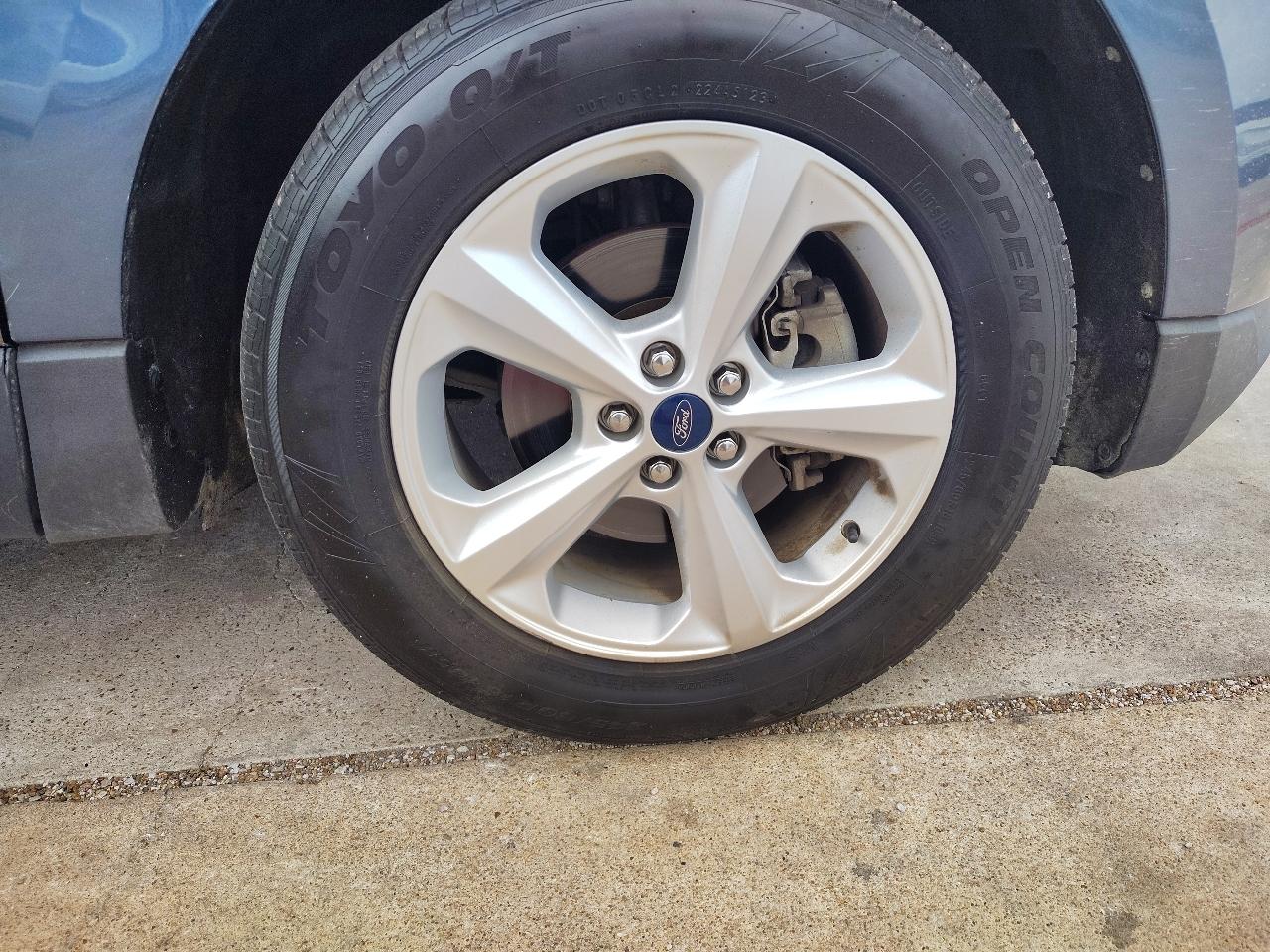 Ford Edge SE FWD 2019