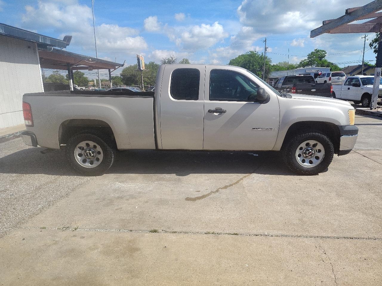 GMC Sierra 1500 Work Truck Ext. Cab Long Box 2WD 2009